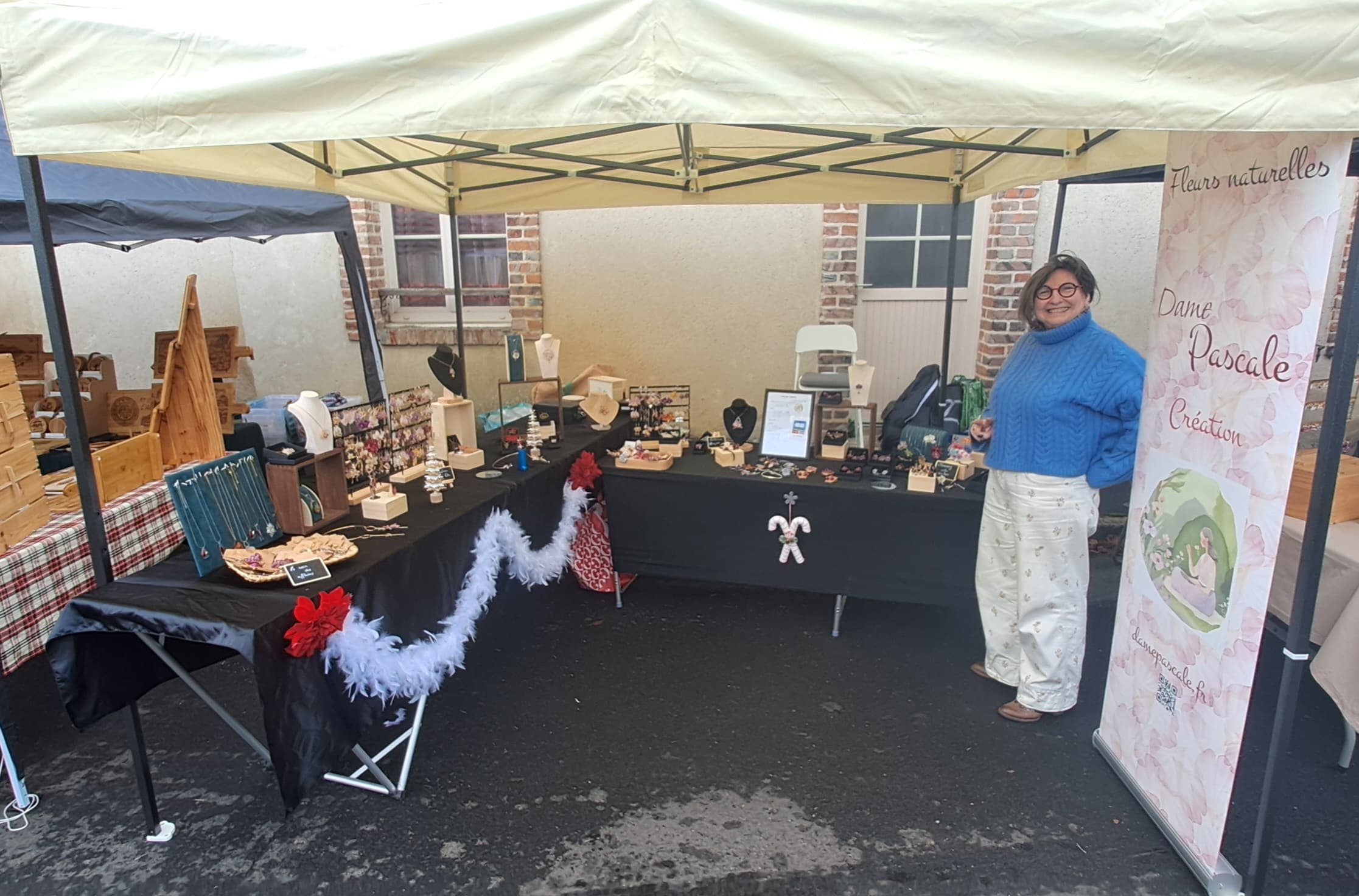 Pascale sur son stand au marché